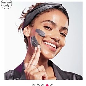 GLAM GLOW Supermud Clearing Treatment Mask